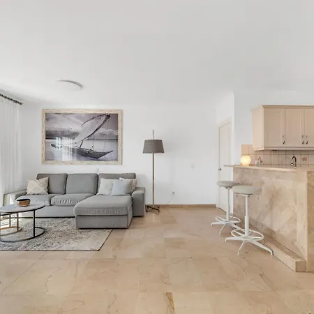 Cute In Benamara A Few Meters From The Between &marbella Apartment